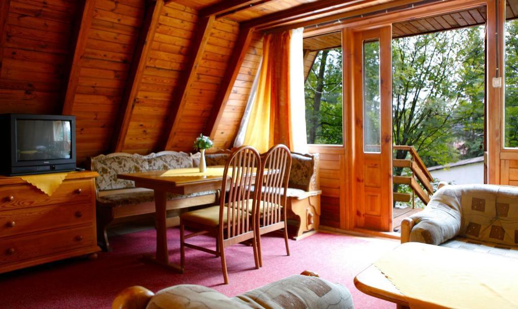 Perelka Natura Tour Hotel Cisna Kültér fotó
