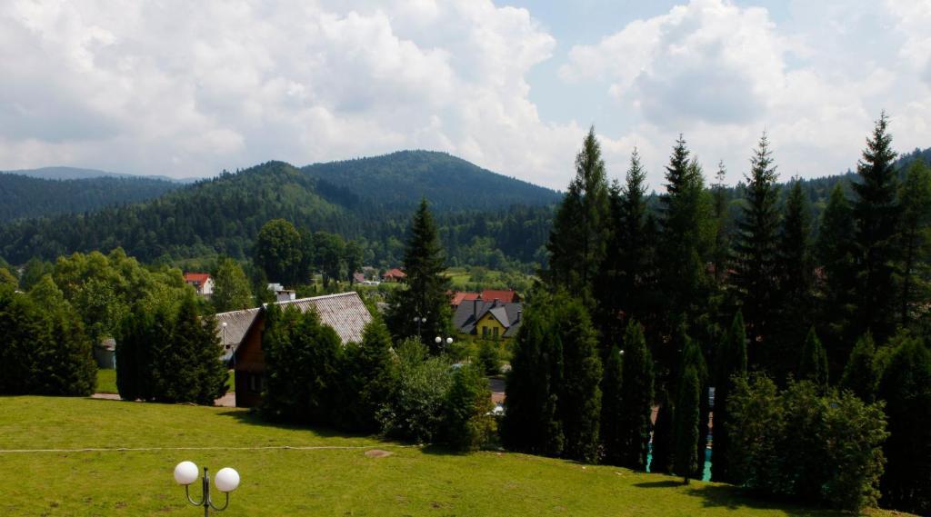 Perelka Natura Tour Hotel Cisna Kültér fotó